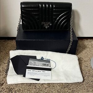 3345 Prada Black Quilted Leather Chain Bag